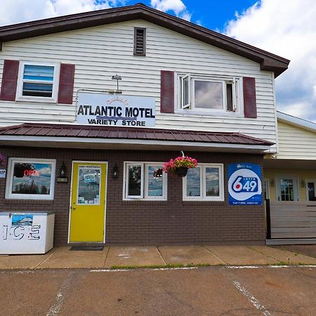 Atlantic Motel Moncton Bagian luar foto